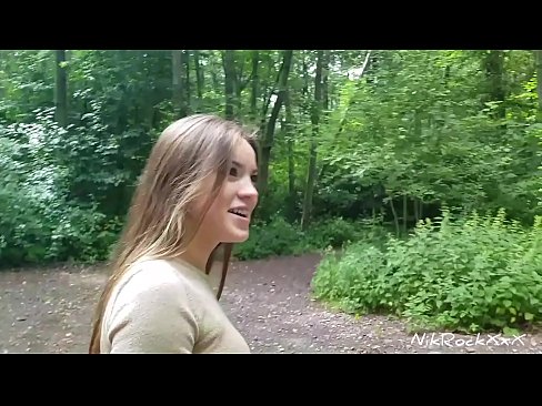 ❤️ Suxerinlle a Evelina que fodemos nun lugar público! Ela dixo que si. Entón fodiuna no cu e corme na súa boca. Entón ela cabreouse. ❤️ Porno duro en % gl.kutjeporno.ru % ❌️❤