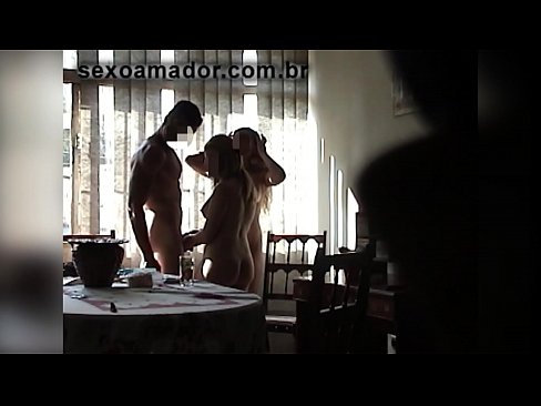 ❤️ Os amigos sexuais invitan a un home xigante e a un trío con el ❤️ Porno duro en % gl.kutjeporno.ru % ❌️❤